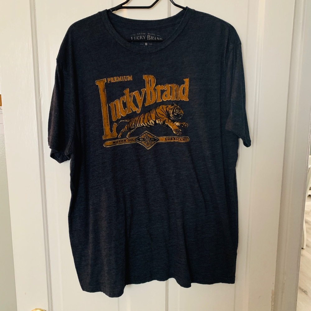 Men’s Lucky Brand t shirt